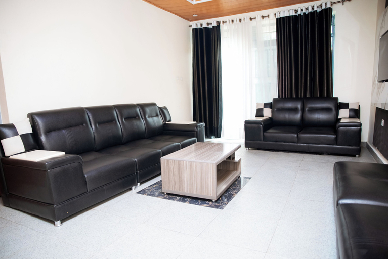 Living area 5, The Moon Crib, Rubavu