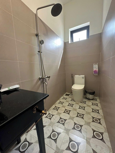Bathroom 4, ROMITTO VILLA POOL&GARDEN HOI AN, Da Nang