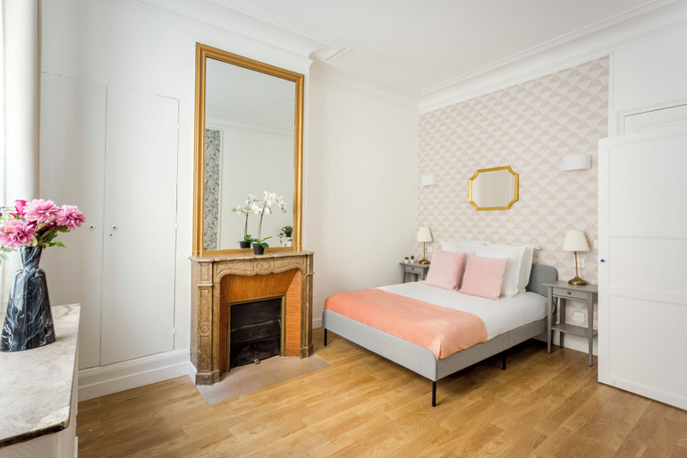 Room 3, Merveil Family Suite - Cardinal Mercier, Paris