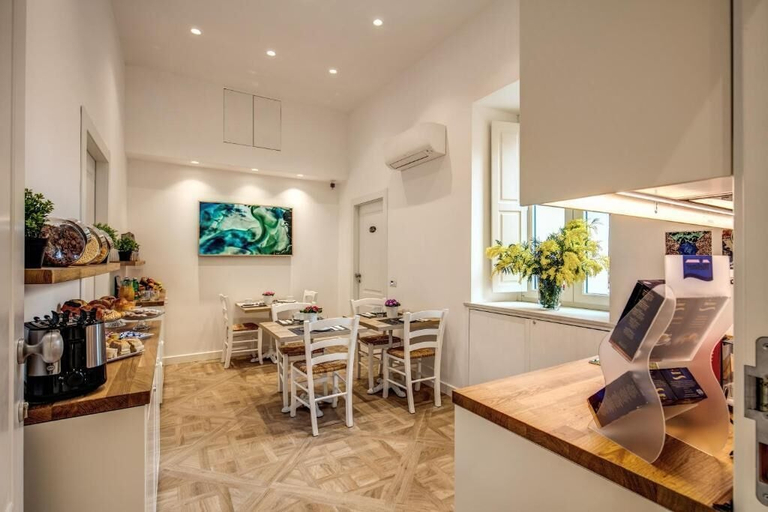 Interior, Sorrento Square Suites, Napoli