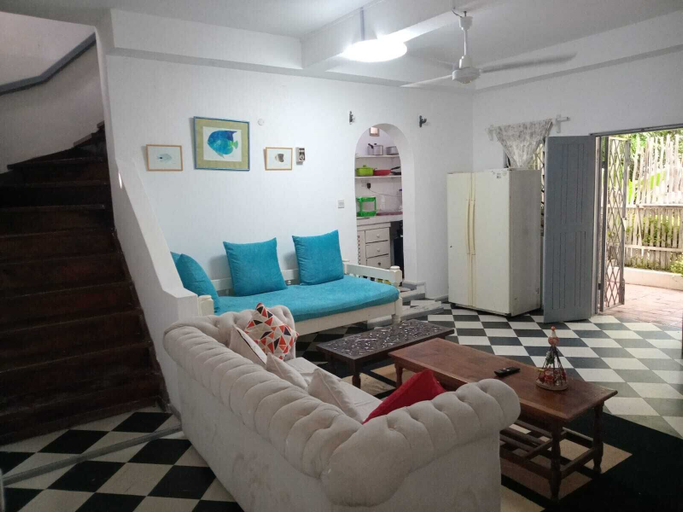 Others 4, Cosy beach villa, Malindi