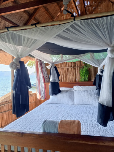 Room 5, Quest Lodges and Safaris, Lake Malawi