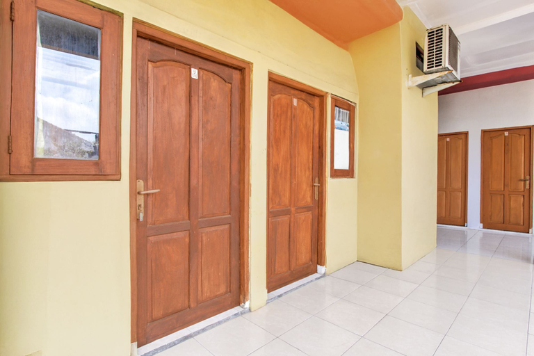 Lobby 5, Hotel O Oteng Stay, Semarang