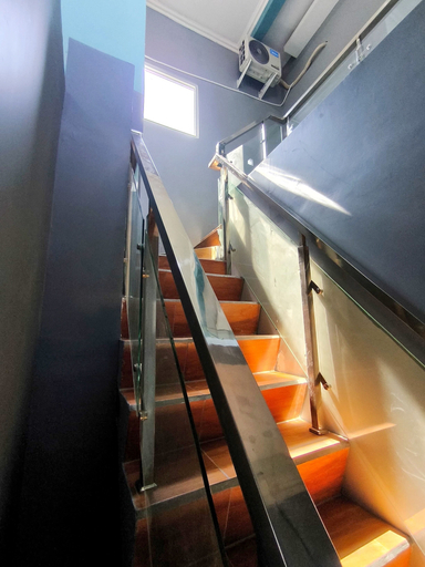 Interior detail, Alap Stay-Inn, Semarang