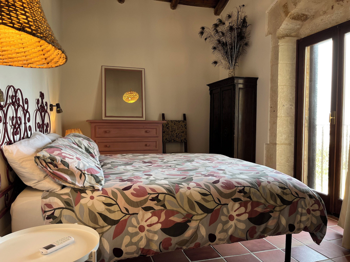 Room 4, Mater Familias Oasis, Syracuse