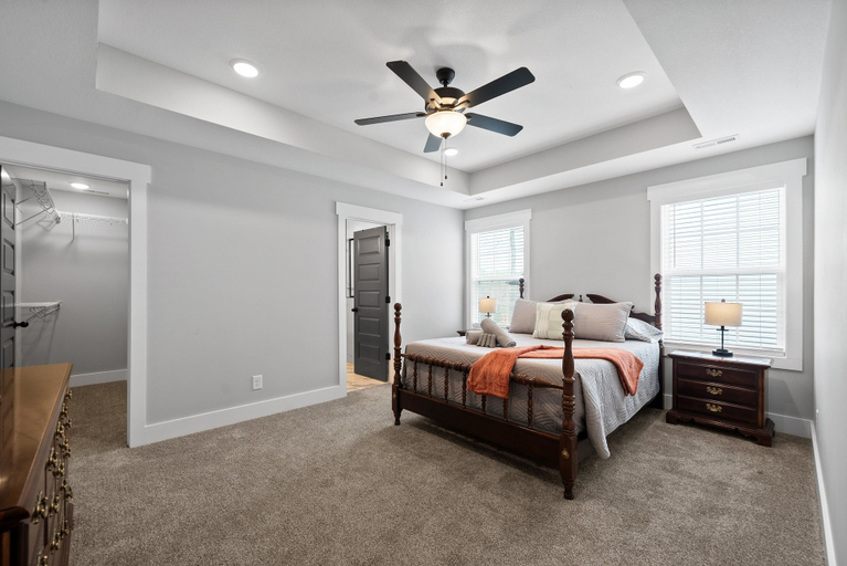 Room 3, John's Place, Montgomery