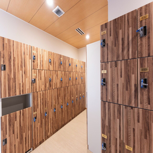 Lockers, Livemax Resort Inamiseafront, Inami Town