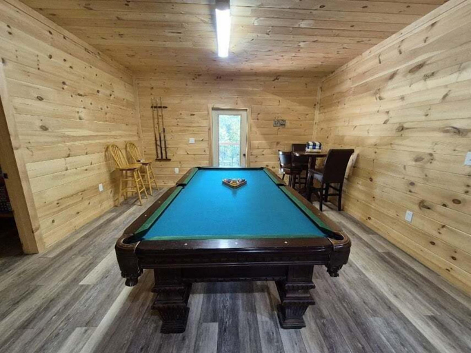 Game room 2, Misty Mountain View - 2 bedroom 2 Cabin, Sevier