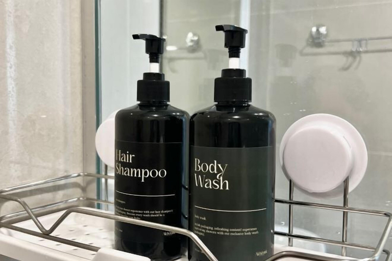 Bathroom amenities, 3BR Podomoro Apartment @Empire Tower 107 sqm², Medan