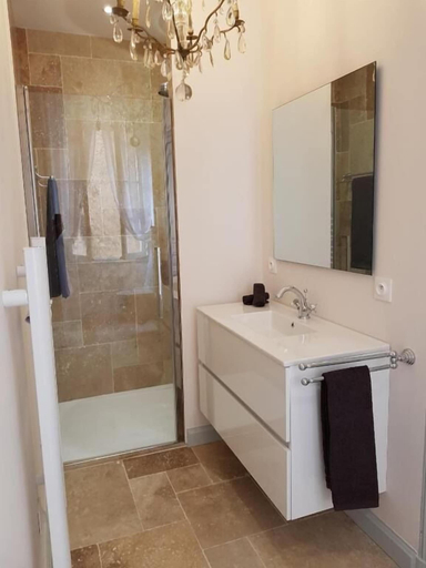 Bathroom 5, Château St Justin, Landes