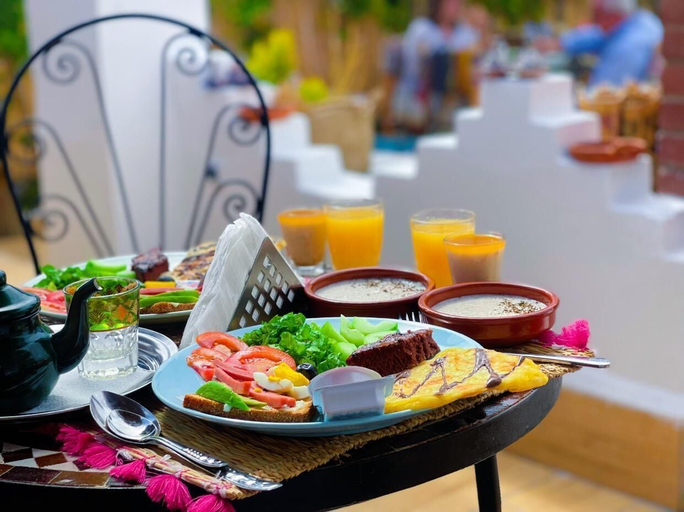 Food & Drinks 4, RIAD AMR, Tanger-Assilah
