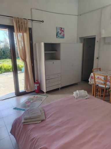 Room 2, Camera Serraona, Sassari