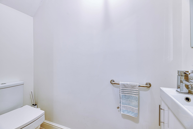 Bathroom 4, One Bed in Guilden Sutton by Guestz, Cheshire West and Chester