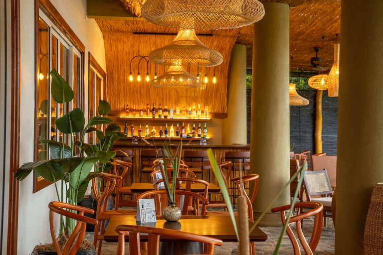 Bar (on property), Chaarya Lake, Thissamaharama