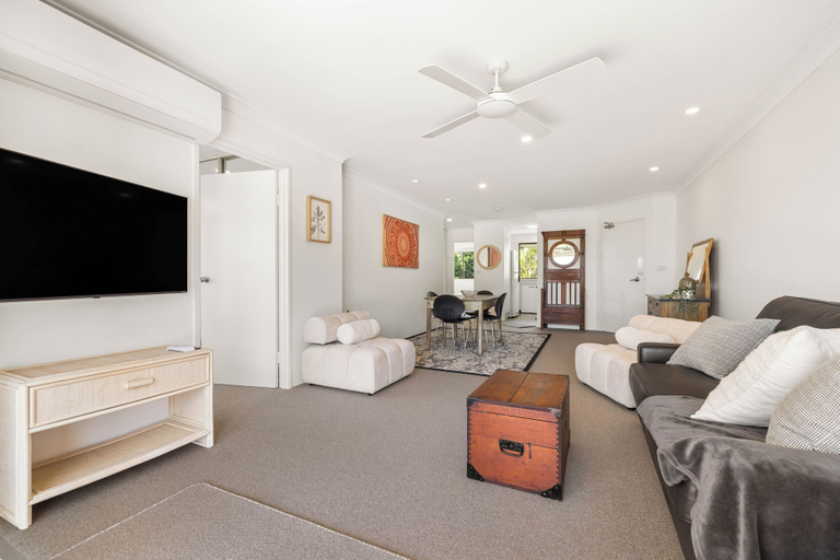 Living area 4, Beach Break Apartment 65, Gold Coast
