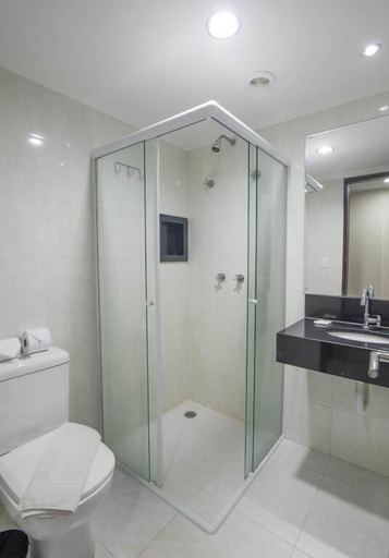 Bathroom 4, Hotel Guarumar Gold LTDA, Guarujá
