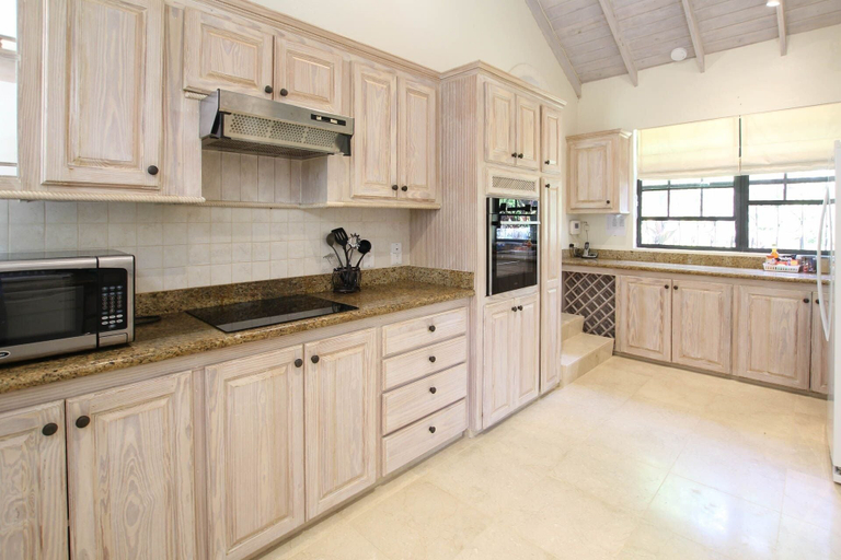 Private kitchen 2, Coral Gables 3 Bedroom Home