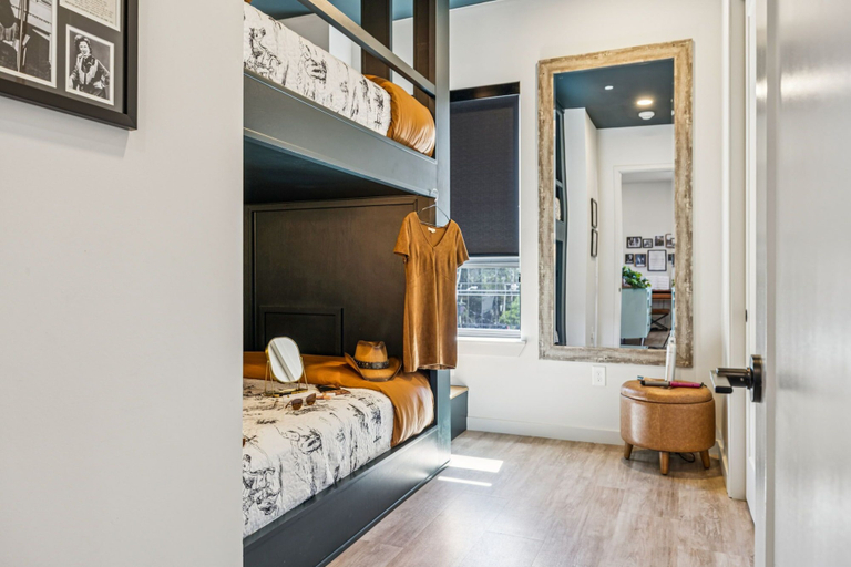 Bedroom 3, H&O on Music Row, Davidson