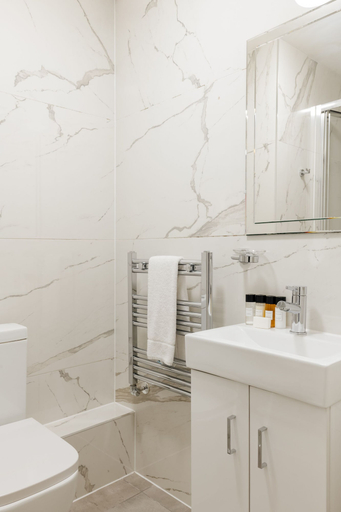 Bathroom 4, Camden Road Hotel, London