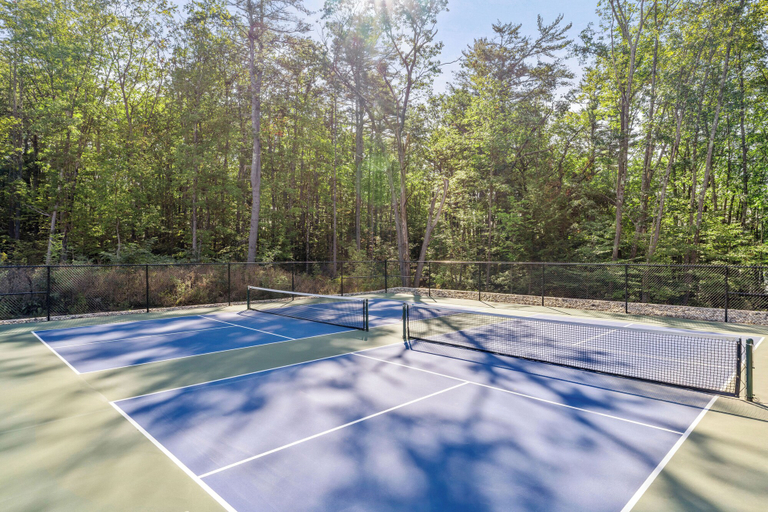 Sport & Beauty 2, The Lake Estate on Winnisquam, Belknap