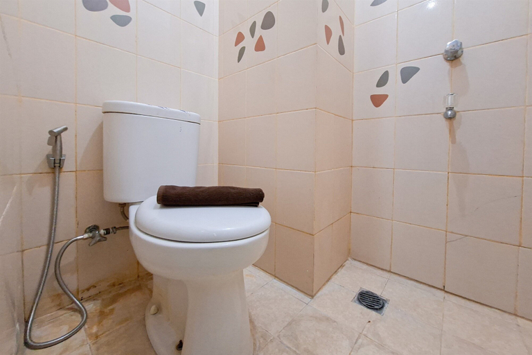 Interior 4, Studio Near Teras Kota Bsd At Serpong Greenview Apartment, Tangerang Selatan