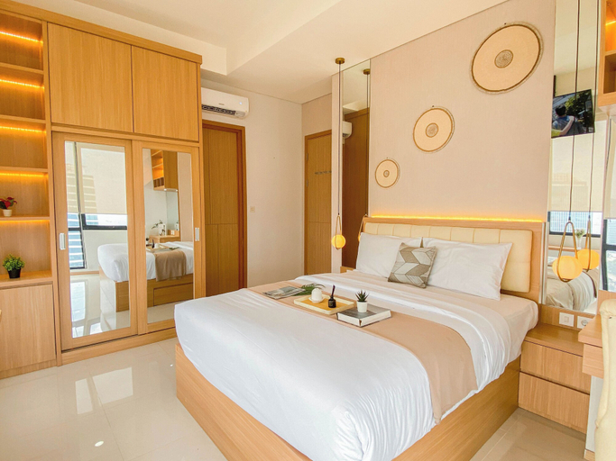 Room 2, Warm Contemporary 2Br Apartment At Samara Suites, South Jakarta