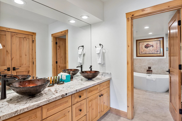 Bathroom 4, Trail's End Lodge at Deer Valley Resort - Two Bedroom Residence with Spa #404 2 Condo, Summit