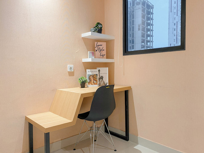 Room 3, Peach Tone Studio At Evenciio Margonda Apartment, Depok