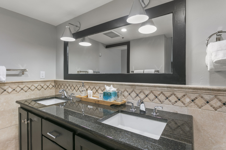 Bathroom 2, 1158 - Three Bedroom Condo Deluxe Stonebridge by Deer Valley Resort, Summit