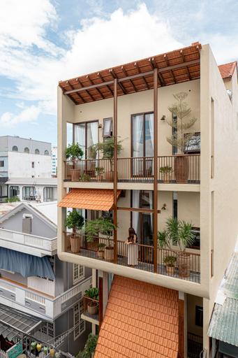 Front of property 2, HÔM Stay - Phố đi bộ, Huế