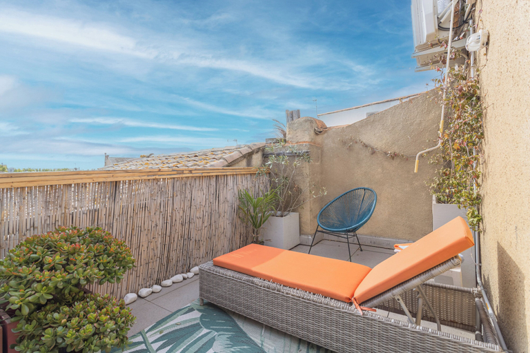 Terrace/patio 3, Central Narbonne with Rooftop Terrace, Aude