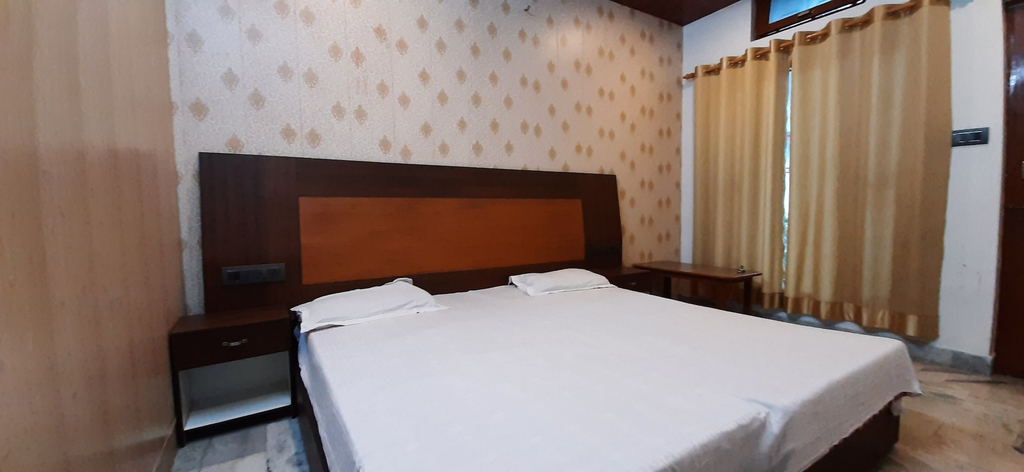 Room 3, Staywell Cottage Home Stay, Garhwal