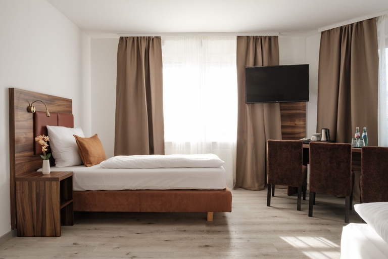 Bedroom 4, The sQuare Hotel, Frankfurt am Main
