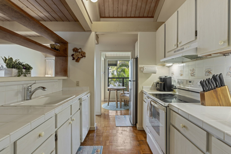 Private kitchen, Kahana Village #39 2 Bedroom Condo, Maui