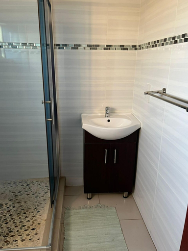 Bathroom, Kalimba Guesthouse, Kweneng North