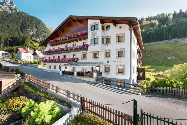 Exterior & Views 2, Hotel Grissemann, Landeck