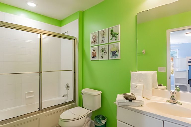 Bathroom 3, Solterra 6br, 4 Ensuites, Pool & Game Room, Polk