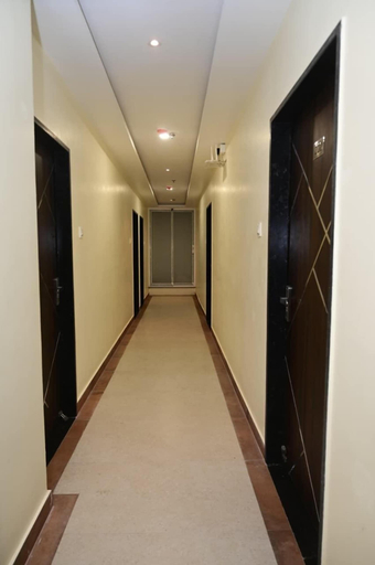 Living area 3, HOTEL ROYAL DIVINE, Varanasi