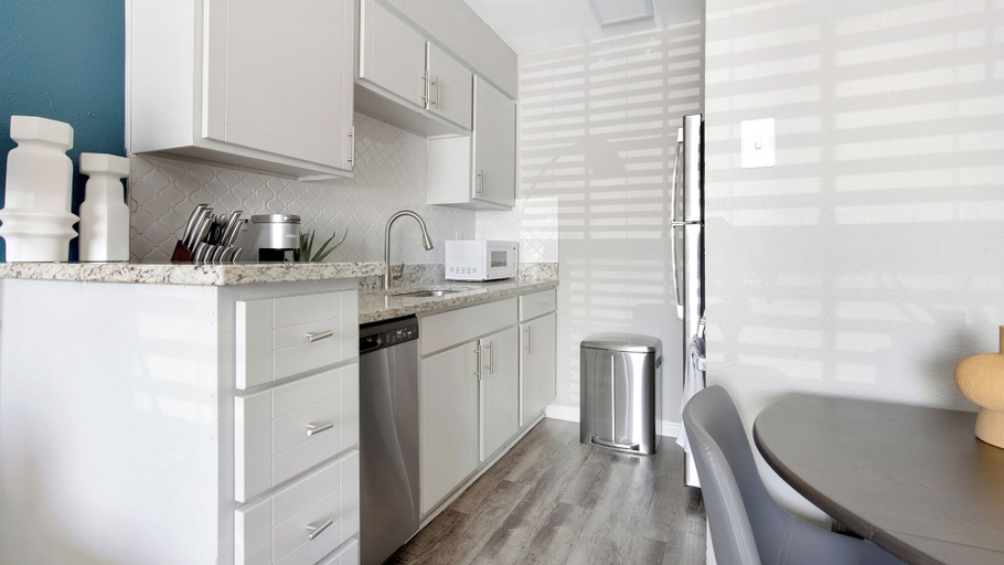 Private kitchen 4, Landing Apartments San Antonio Northeast, Bexar