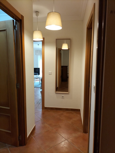 Room 2, T2 Vila Bairos A C Piscina e Garagem Vilamoura, Loulé