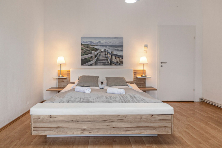Room 4, Bright 2BR Apt Perfect Long Stay, Wien
