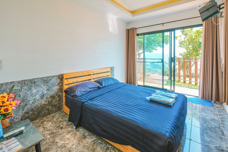 Room 5, Raisuayang, Mae Rim