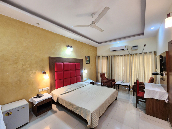 Bedroom 2, Barbet Tourist Resort, Gurgaon