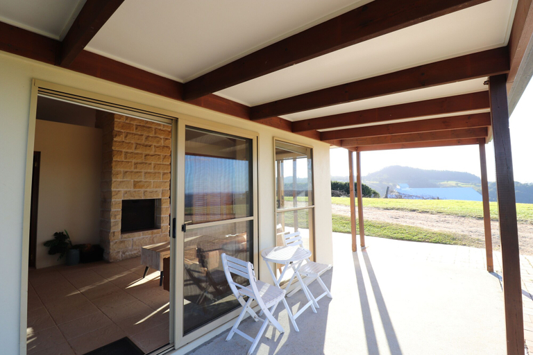 Terrace/patio, Summergrove Estate, Tweed - Pt B