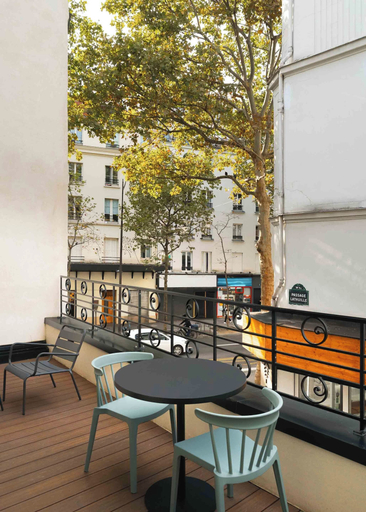 Food & Drinks, Limehome Paris Montmartre, Paris