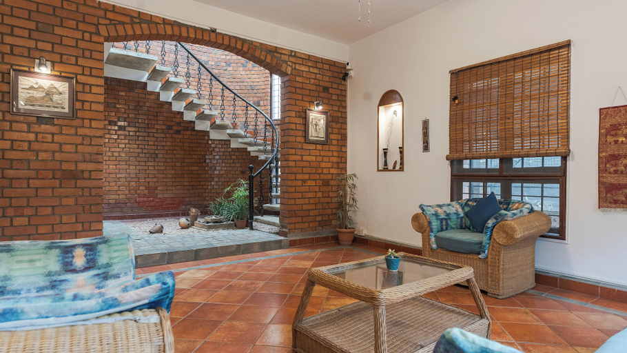 Room 1, Goshen, Bangalore