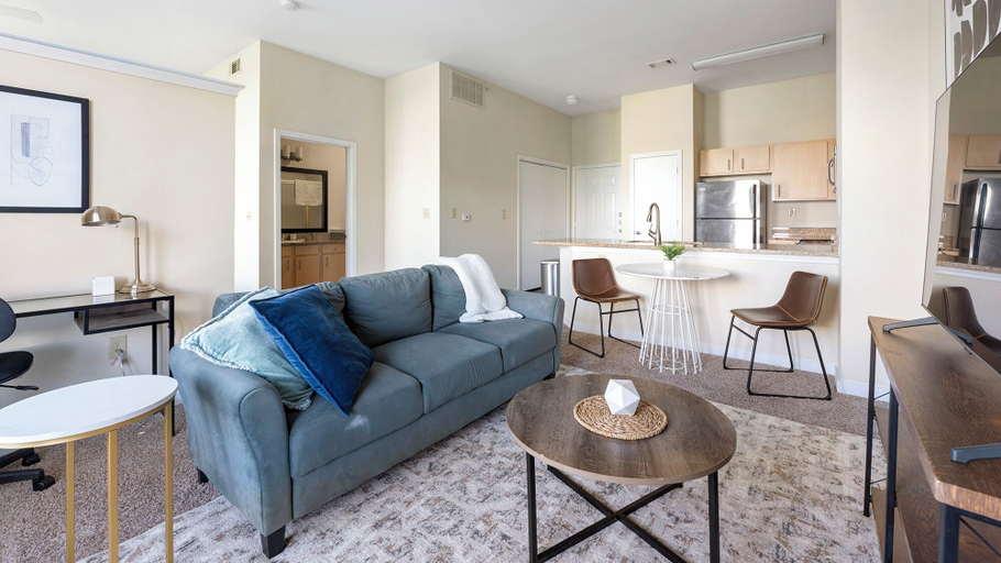 Living area 5, Landing Apartments Memphis near UTHSC, Shelby