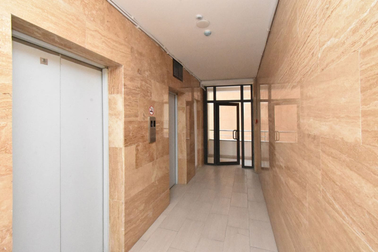 Elevator 3, Apartment by Luxe Group DI412, Yerevan