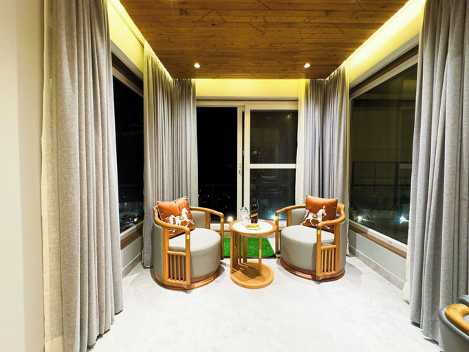 Living area 4, the perch shimla, Shimla