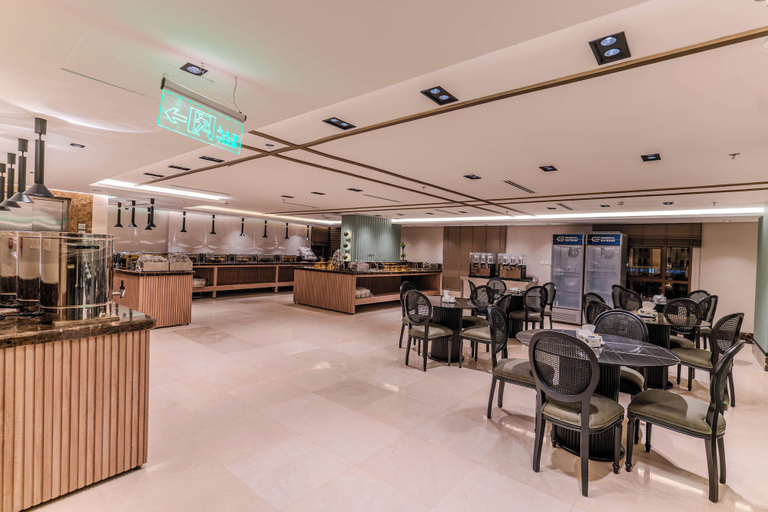 Restaurant 3, Hill Hotel, Al Madinah Al Munawwarah
